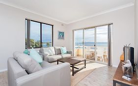 Bay Village Unit 6 47 Shoal Bay Road